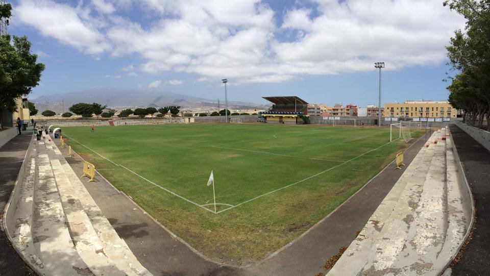 Campo Municipal de Fútbol Villa Isabel
